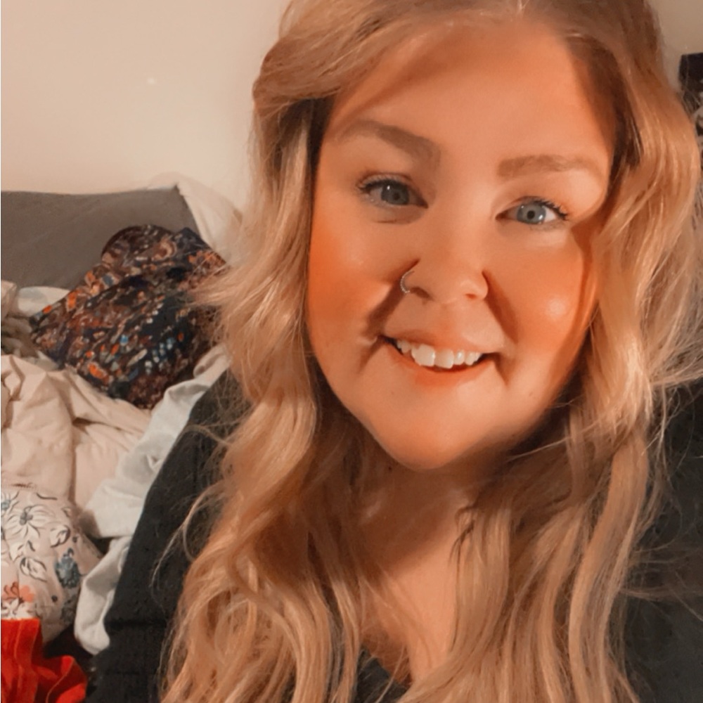 Meet your Posher, Sara